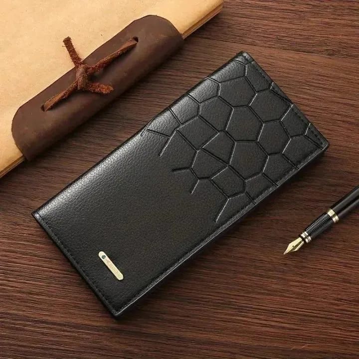 Premium Leather Wallet for Men – Stylish Croc Texture