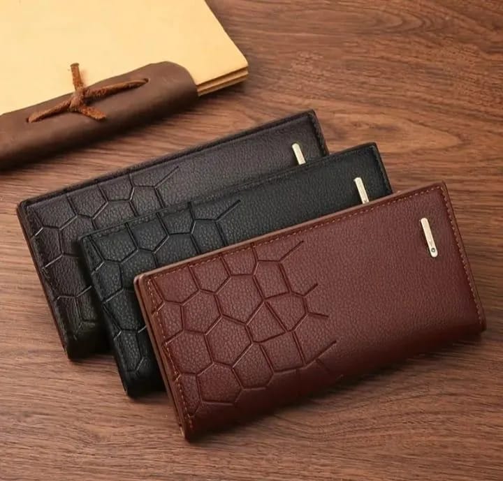 Premium Leather Wallet for Men – Stylish Croc Texture